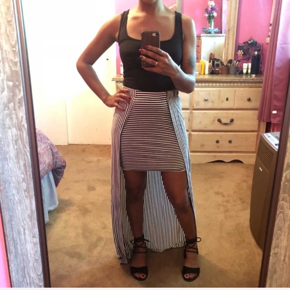 Maxi mini skirt